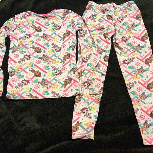 LOL pajamas Girls size Medium - Picture 4 of 4